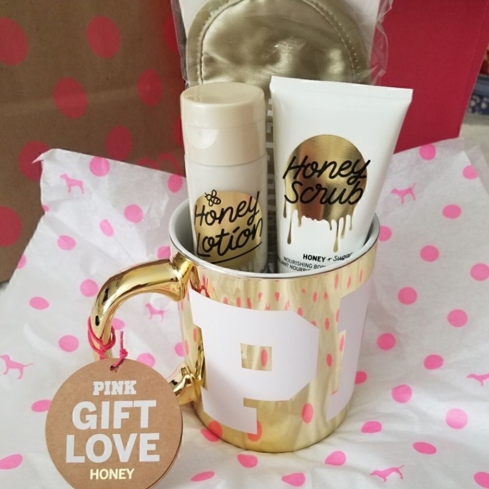 Victoria's Secret Pink Gold XL Mug gift SET